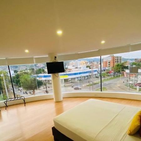 Hotel Metropolis Plaza Кали Экстерьер фото