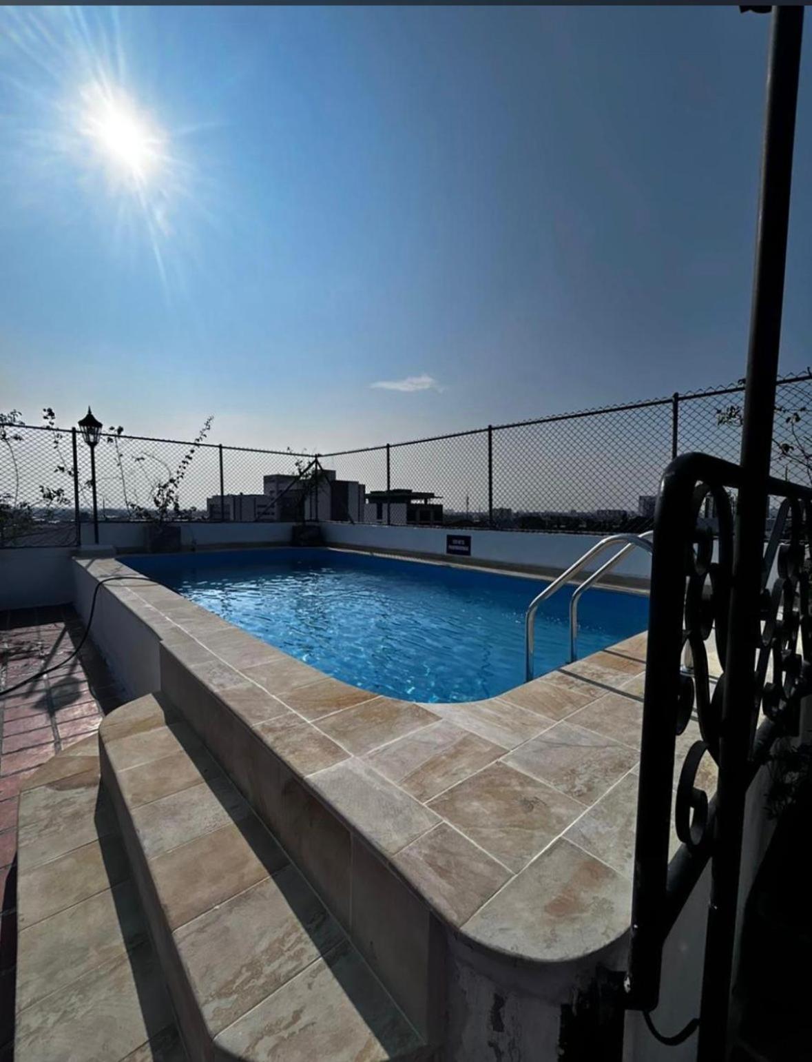 Hotel Metropolis Plaza Кали Экстерьер фото