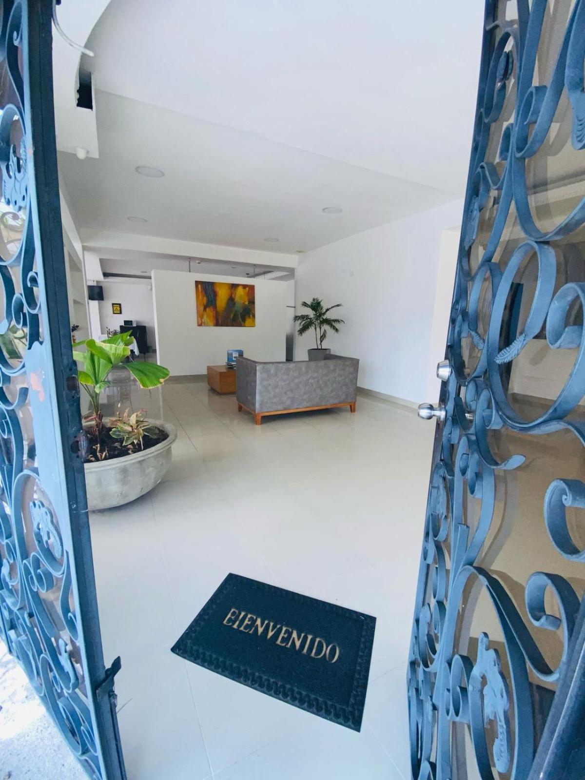 Hotel Metropolis Plaza Кали Экстерьер фото